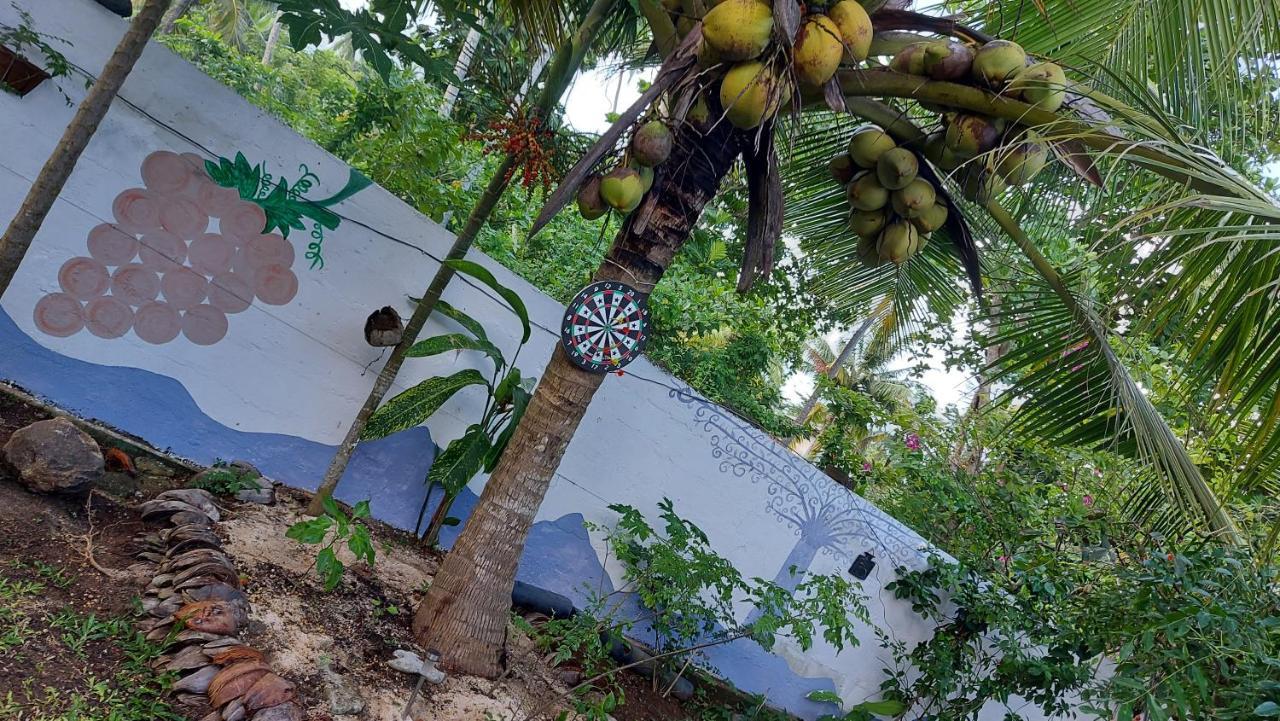 מיריסה Wine Tree Garden Guesthouse מראה חיצוני תמונה